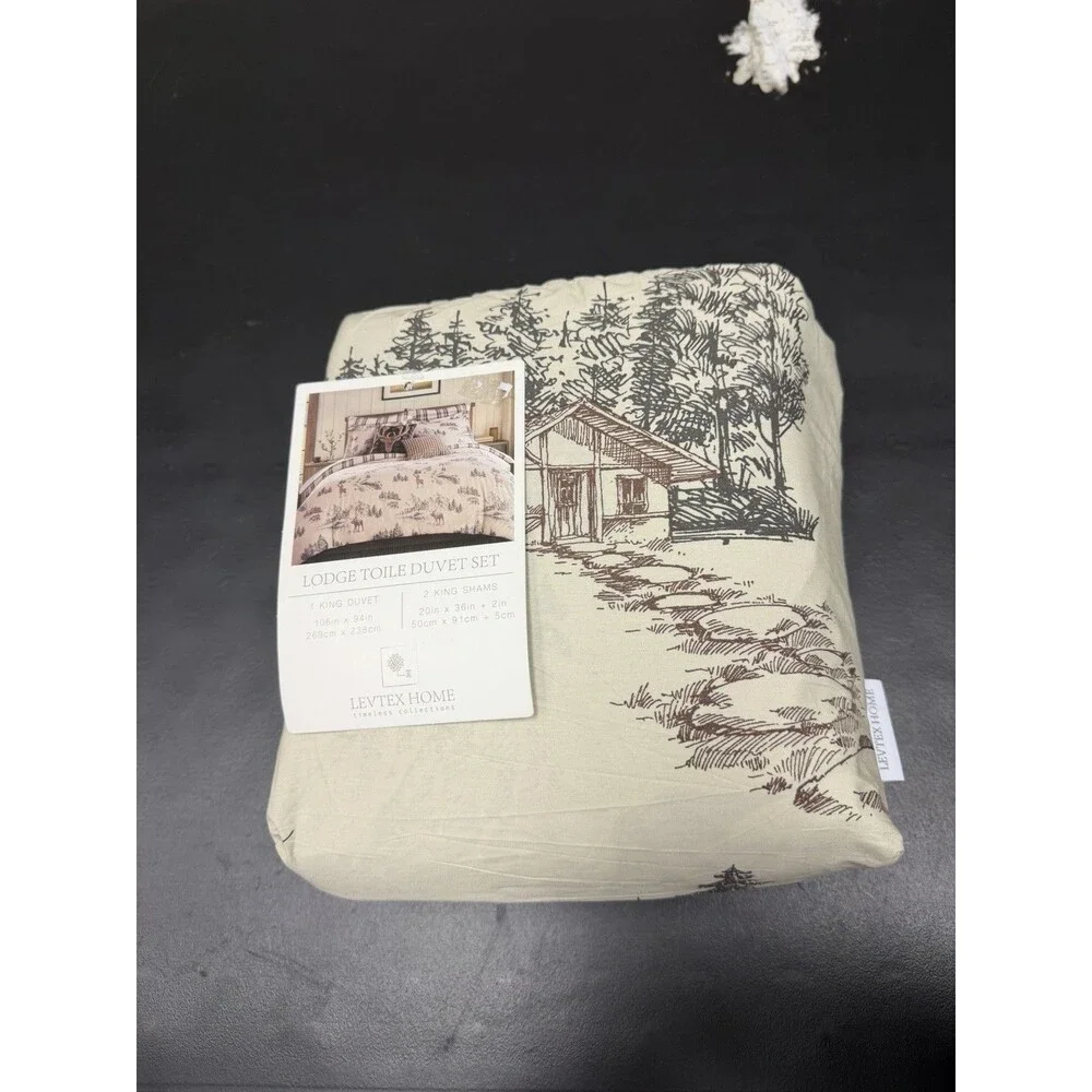 Levtex Home Lodge Toile Duvet Cover + 2 King Shams New